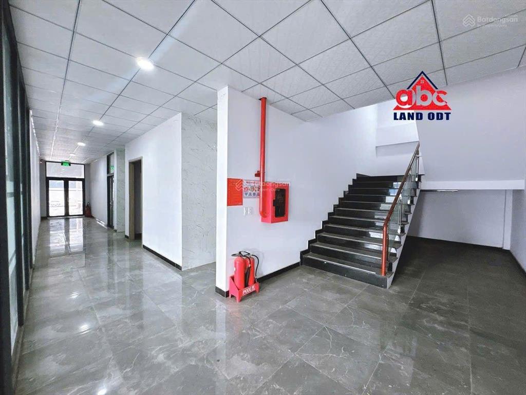 Cho thuê toàn bộ nhà máy khuôn viên độc lập kcn long thành, tp. đồng nai, 16.000m2, chỉ 98.990đ/m2