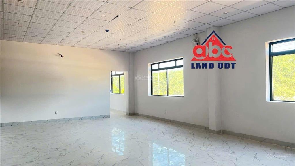 Cho thuê xưởng sx mới 7000m2. tổng diện tích 11.000m2. giá 93.891,6 đ/m²/th. kcn dầu giây đồng nai