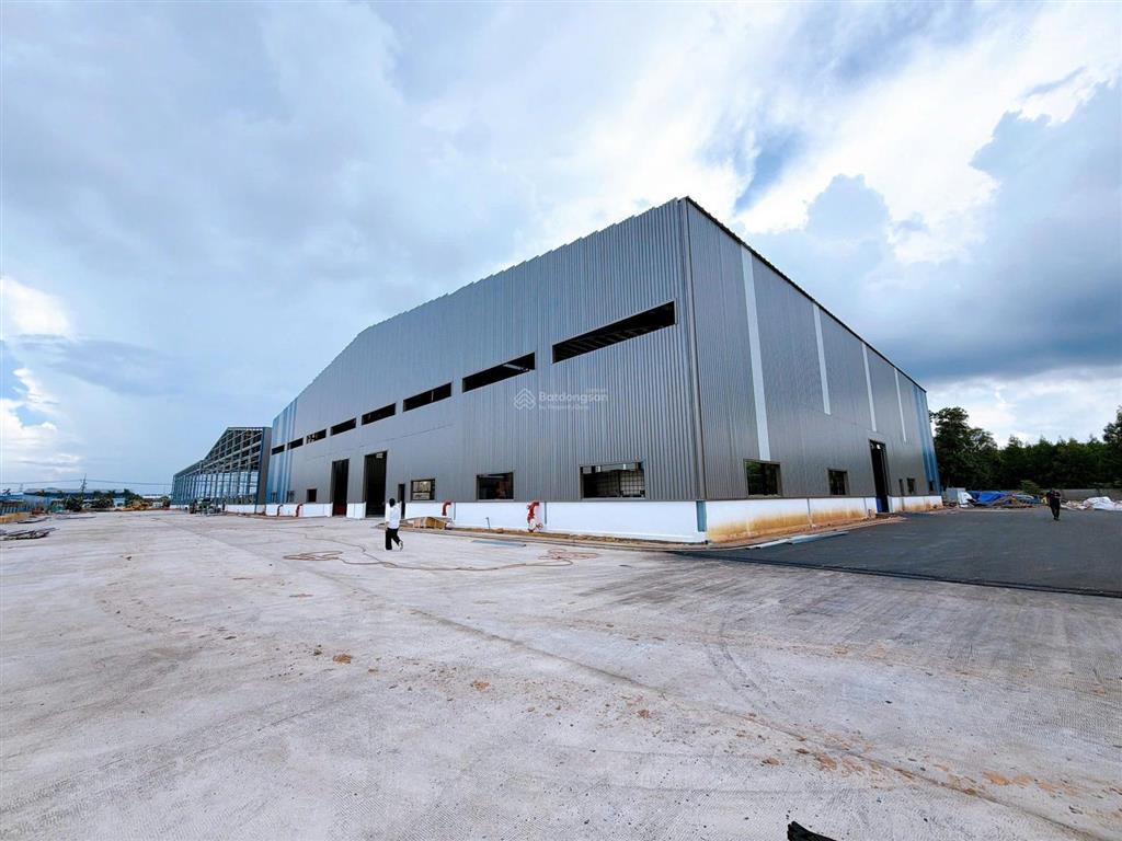 Cho thuê xưởng sx 5016m2, khuôn viên sử dụng 9000m2. kcn an phước, long thành đồng nai
