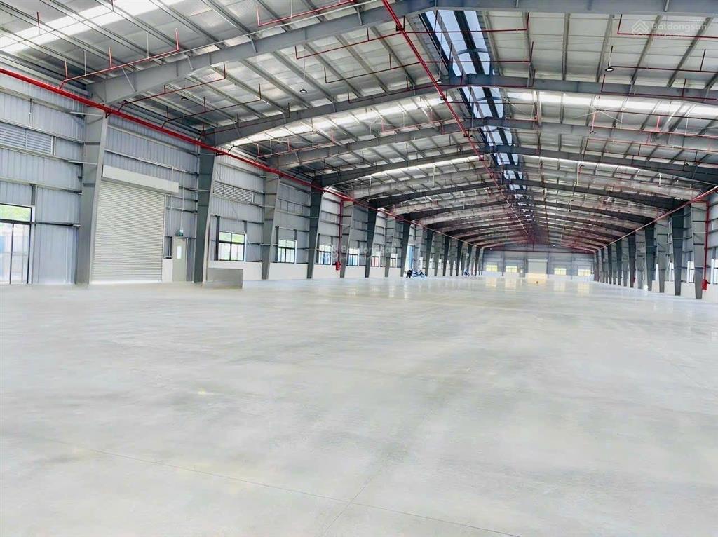 Cho thuê xưởng sx 2600m2, tổng dt 5000m2, 91.140đ/m2 kcn long khánh, tp. đồng nai