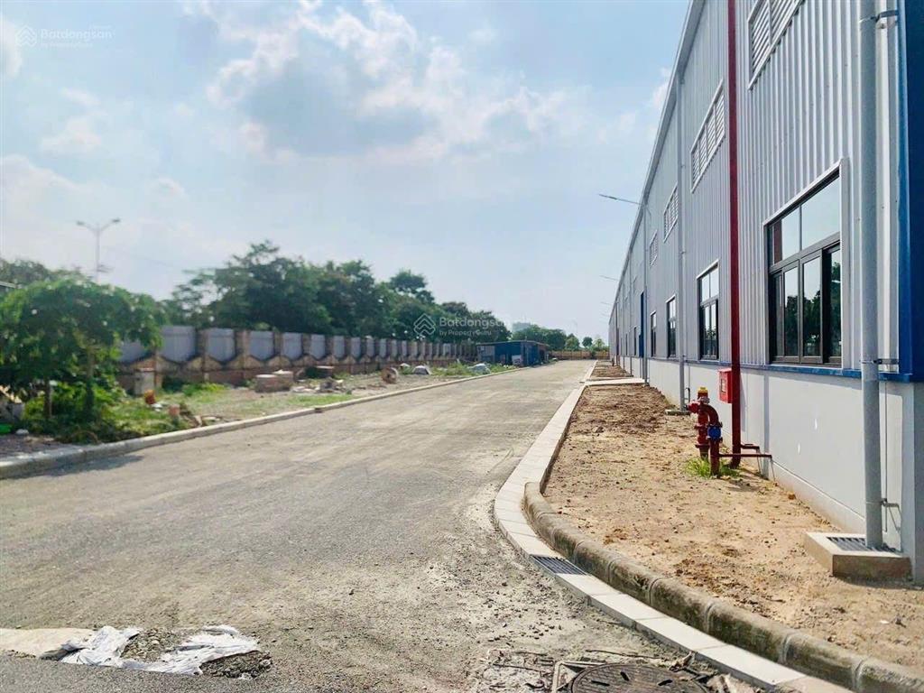 Cho thuê xưởng sx 2600m2, tổng dt 5000m2, 91.140đ/m2 kcn long khánh, tp. đồng nai