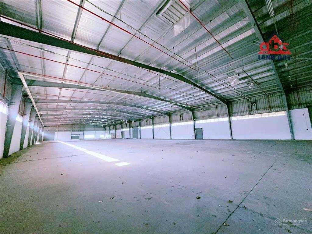 Bán 2ha4 đất góc 2 mặt tiền có xưởng 3500m2 kcn nhơn trạch đồng nai. giá 90tỷ