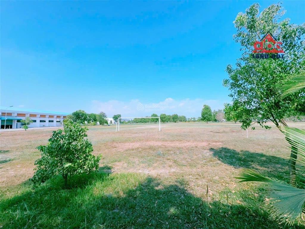 Bán 2ha4 đất góc 2 mặt tiền có xưởng 3500m2 kcn nhơn trạch đồng nai. giá 90tỷ