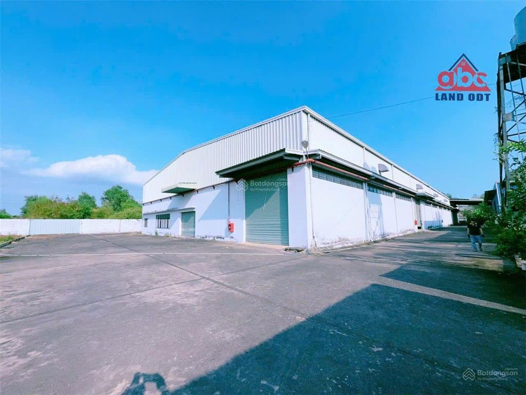 Bán 2ha4 đất góc 2 mặt tiền có xưởng 3500m2 kcn nhơn trạch đồng nai. giá 90tỷ