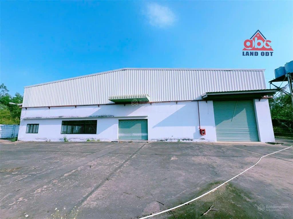 Bán 2ha4 đất góc 2 mặt tiền có xưởng 3500m2 kcn nhơn trạch đồng nai. giá 90tỷ