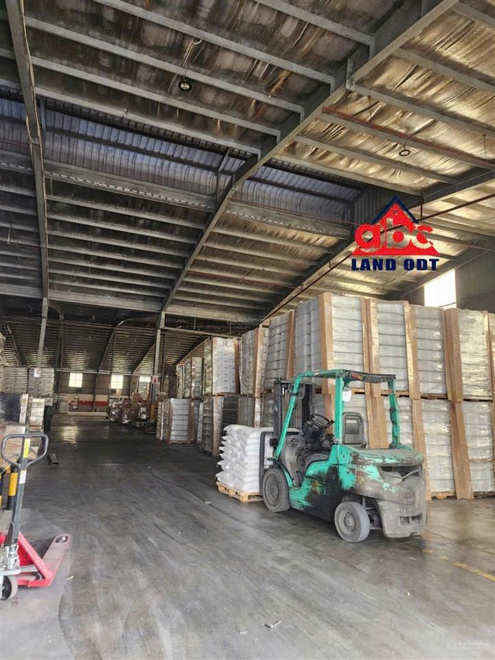 Cho thuê kho xưởng 2000m2 chỉ 70k/m2, pháp lý chuẩn. gần ngã tư vũng tàu, gần cảng đồng nai
