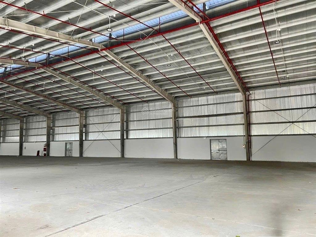 Chuyển nhượng nhà xưởng trong kcn. tp. đồng nai. tổng diện tích đất 8.300m2