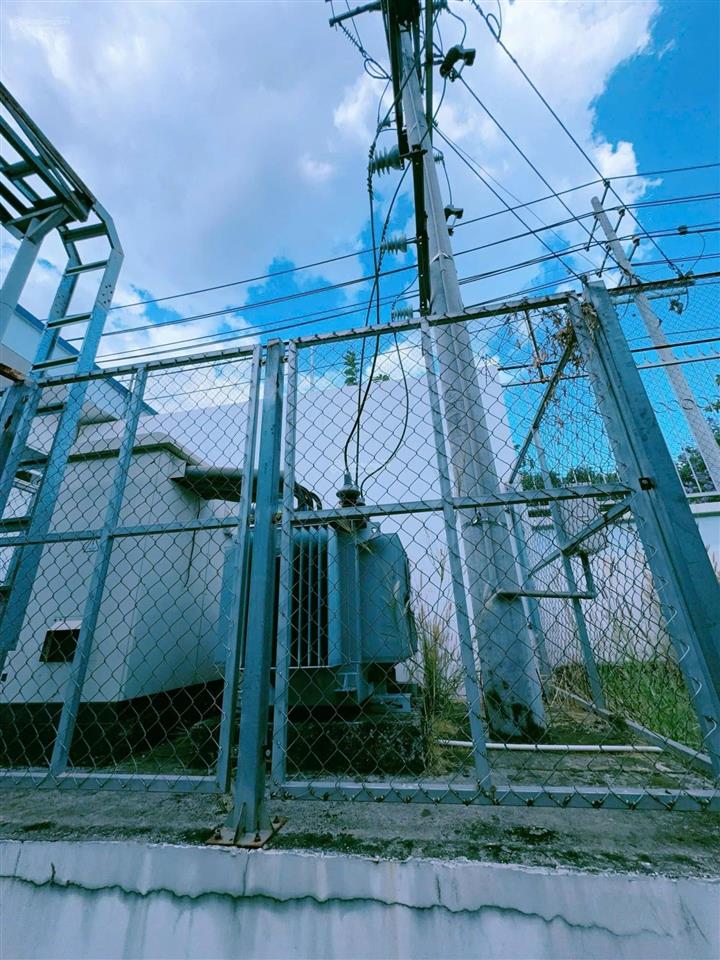 Bán nhà xưởng tổng 8300m2. cụm kcn biên hòa, tp. đồng nai, đang cho thuê thu nhập 260tr/tháng.
