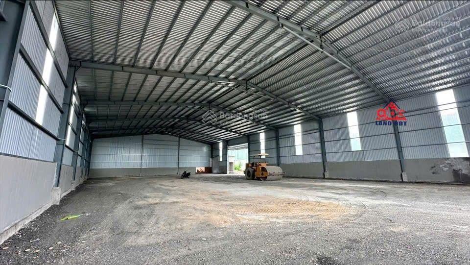 Cho thuê xưởng tổng 2000m2. gần kcn hố nai, trảng bom đồng nai. chỉ 75 triệu/tháng