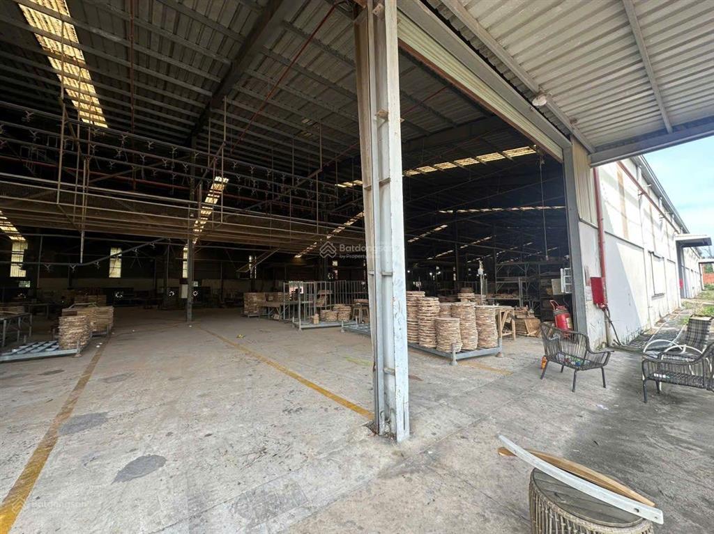 Cho thuê xưởng sx 5000m2 gần kcn sông mây, đồng nai. kv sử dụng 9000m2. chỉ 270 tr/th pháp lý chuẩn
