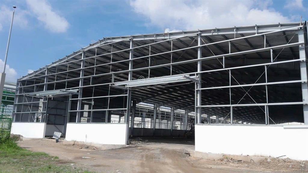 X177. bán nhà xưởng đang xây dựng trong kcn mỹ xuân a. diện tích 10.000m2. chỉ 57 tỷ.
