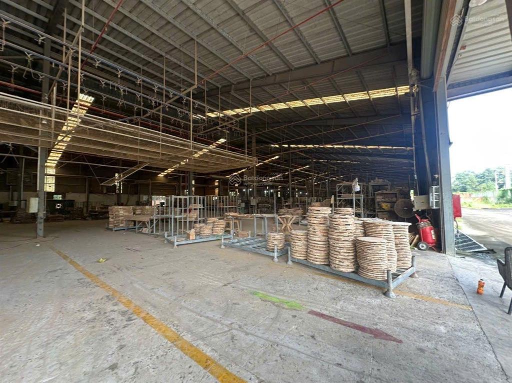 Cho thuê xưởng gần cụm công nghiệp hố nai. diện tích 14.000m2, pháp lý chuẩn. chỉ 350 triệu /tháng