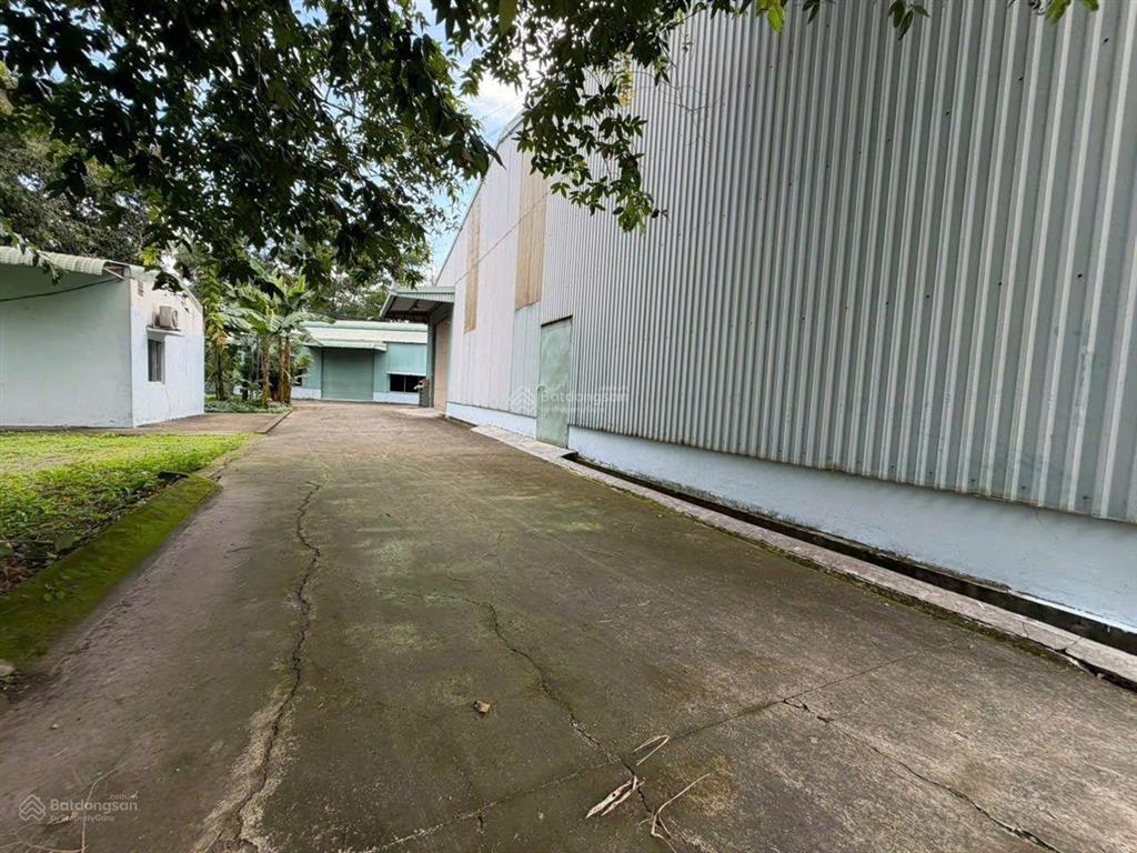 Cho thuê xưởng gần cụm công nghiệp hố nai. diện tích 14.000m2, pháp lý chuẩn. chỉ 350 triệu /tháng