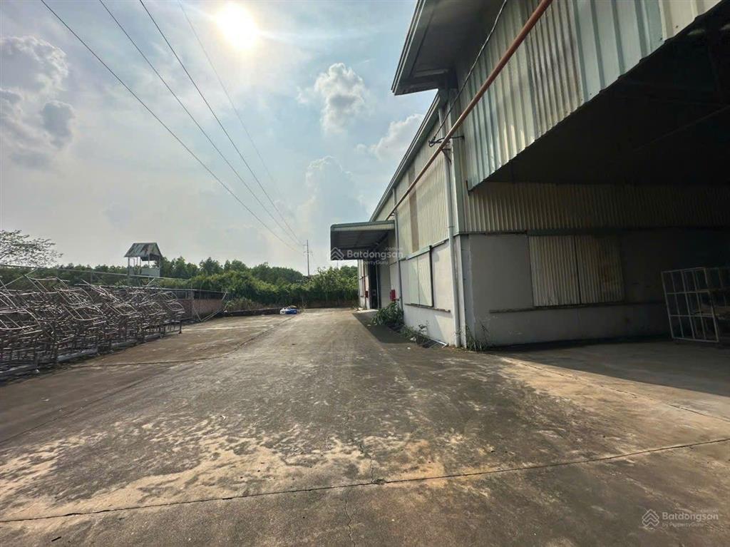 Cho thuê xưởng gần cụm công nghiệp hố nai. diện tích 14.000m2, pháp lý chuẩn. chỉ 350 triệu /tháng