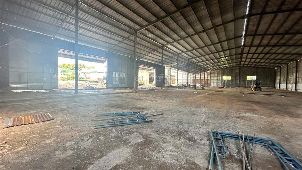 Cho thuê xưởng sx 3900m2. dtt 5400m2. điện 225kva chỉ 210 tr/th. bắc sơn long thành, trảng bom đồng