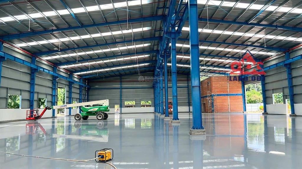 Cho thuê xưởng sx 5842m2. dtsd 8000m2. chỉ 3,6 $/m2. kcn bàu xéo, trảng bom, tp. đồng nai.