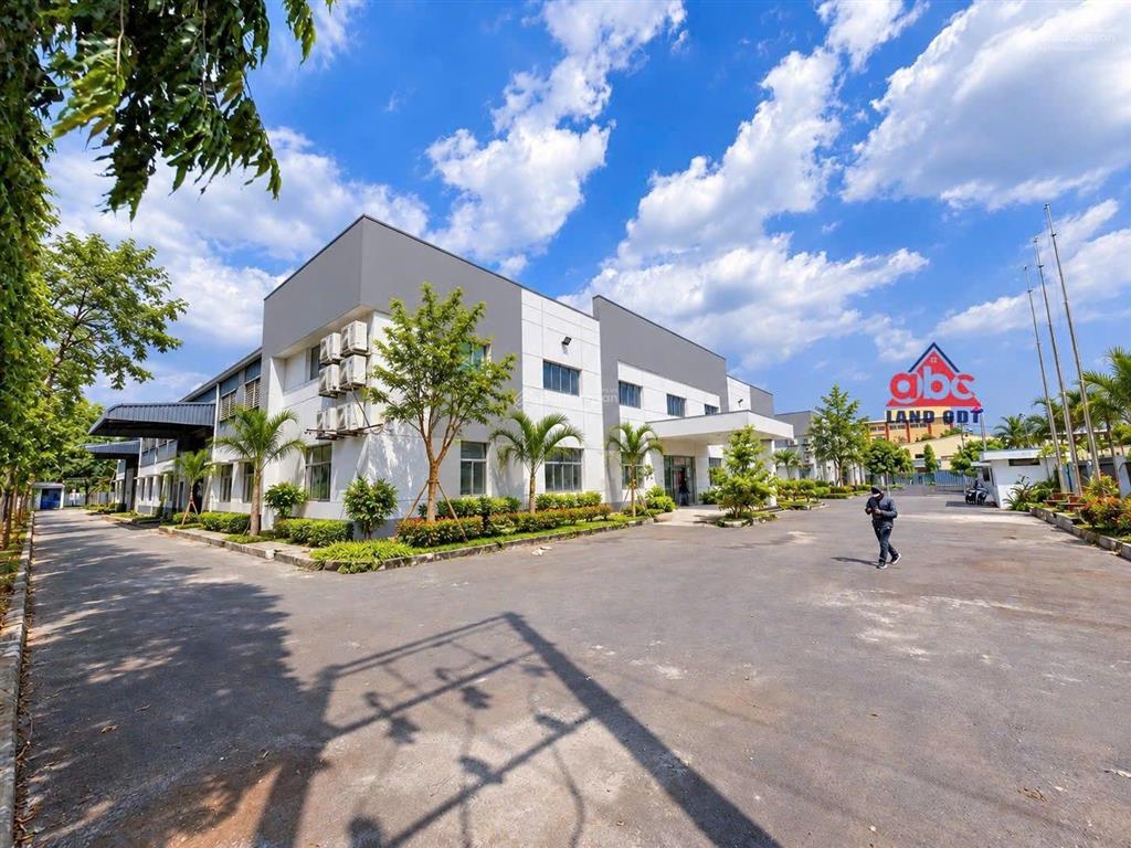 Bán nhà xưởng 10.476m2. chỉ 71 tỷ. phù hợp doanh nghiệp fdi  epe  kcn long thành.