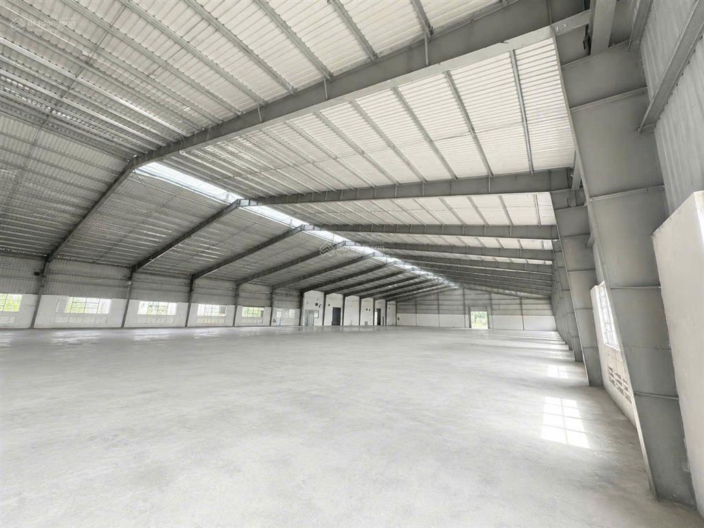 Cho thuê xưởng sx 5000m2. chỉ 390 tr/th. pháp lý chuẩn. gần kcn long thành, tp. đồng nai.