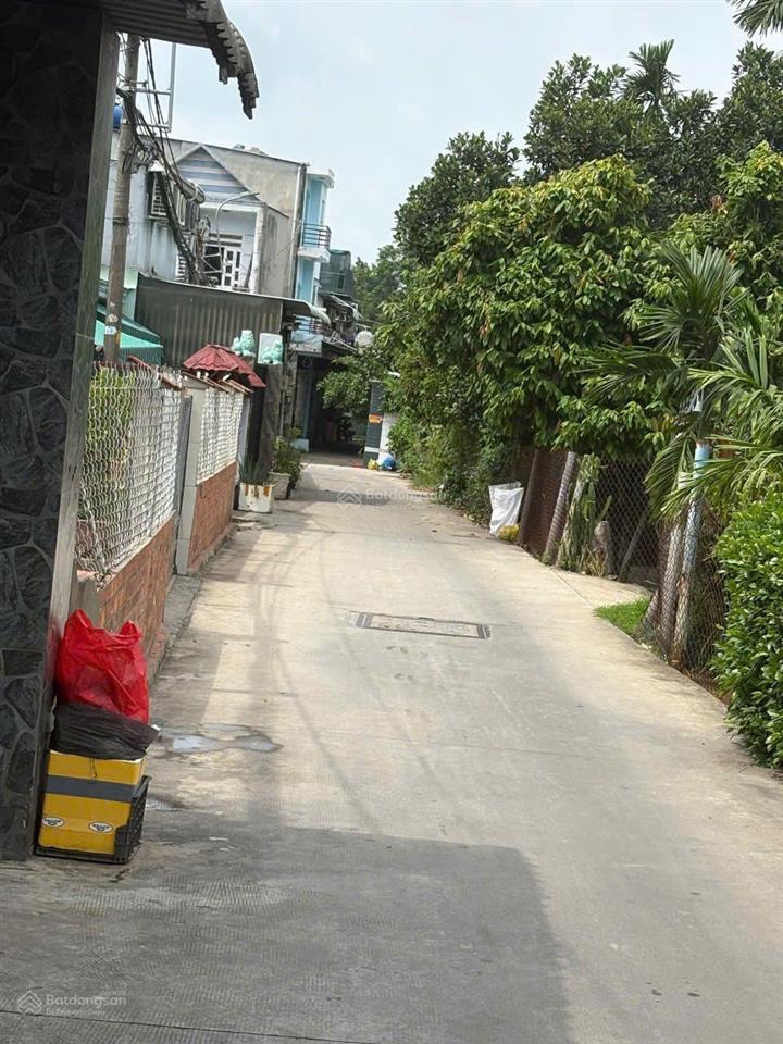 Cần bán căn nhà 5x30m đường thông ô tô 4m ra đường đặng thúc vịnh, gần ngã tư thới tứ