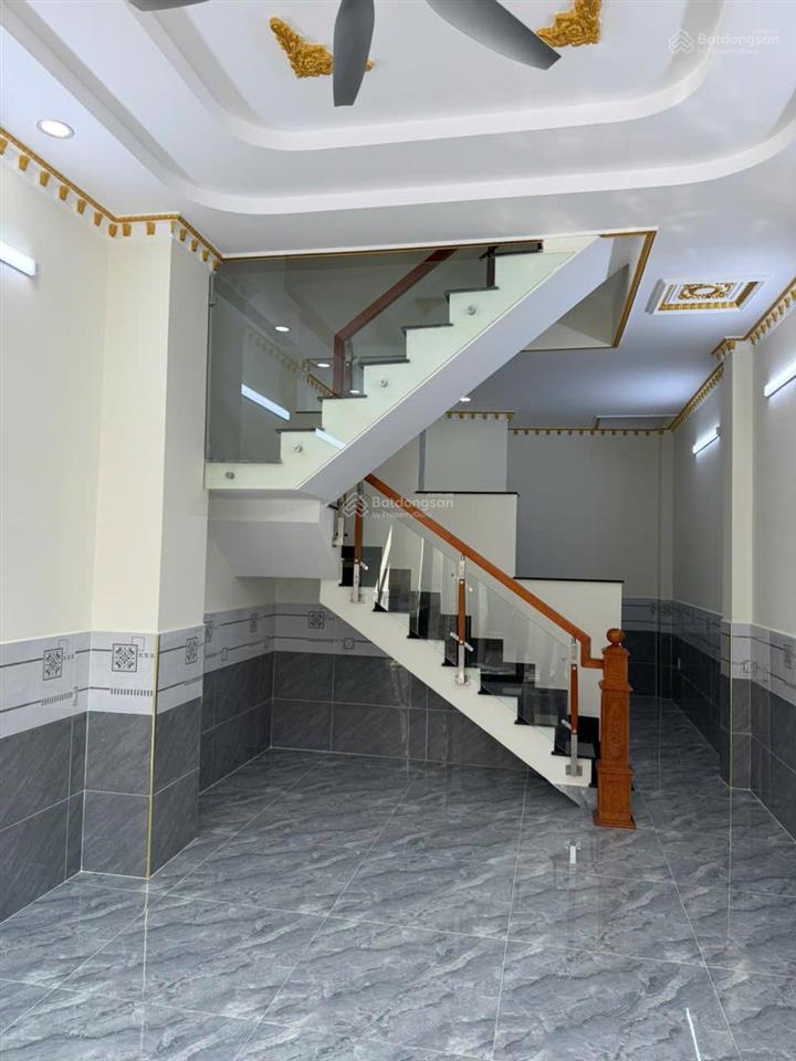 Bán nhà mới 100%  đường số 9, p. bình hưng hòa, tp.hcm
