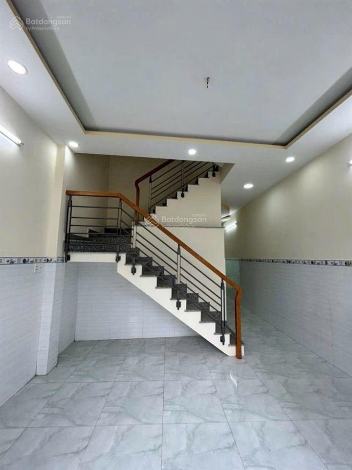 Ngộp bank bán gấp nhà góc 3mt  8,8x17m 3 tầng 8pn, hxh đổ cửa  nguyễn hữu thọ  chỉ 6.3tỷ
