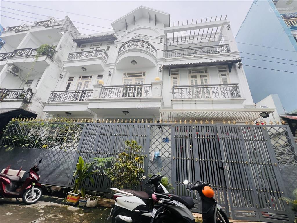 Biệt thự mini 3 tầng trung tâm huyện  ô tô 7 chỗ vào tận nhà  kdc cao tầng đồng bộ  chỉ hơn 5 tỷ