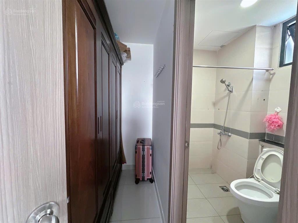 Căn góc 2mt cc hoàng quốc việt  lầu cao  view đẹp  full nội thất vào ở ngay  chỉ 3tỷ