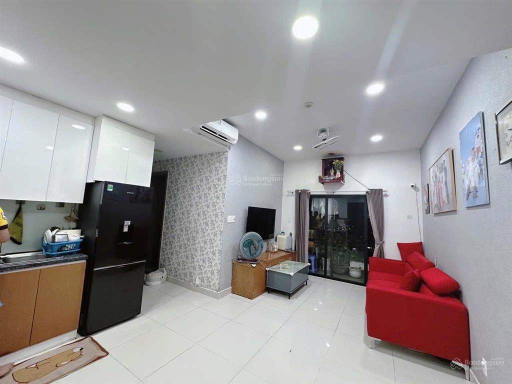 Căn góc 2mt cc hoàng quốc việt  lầu cao  view đẹp  full nội thất vào ở ngay  chỉ 3tỷ