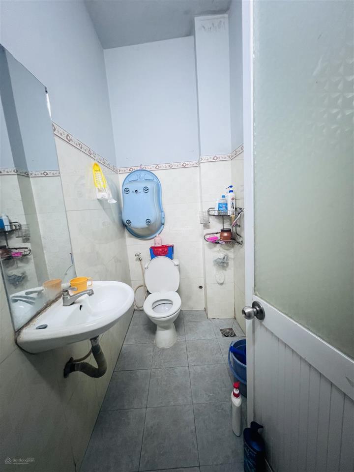 Nhà đẹp 2 tầng, sổ hồng chính chủ, hxh6m, gần làng đại học, lê văn lương  chỉ 1 tỷ