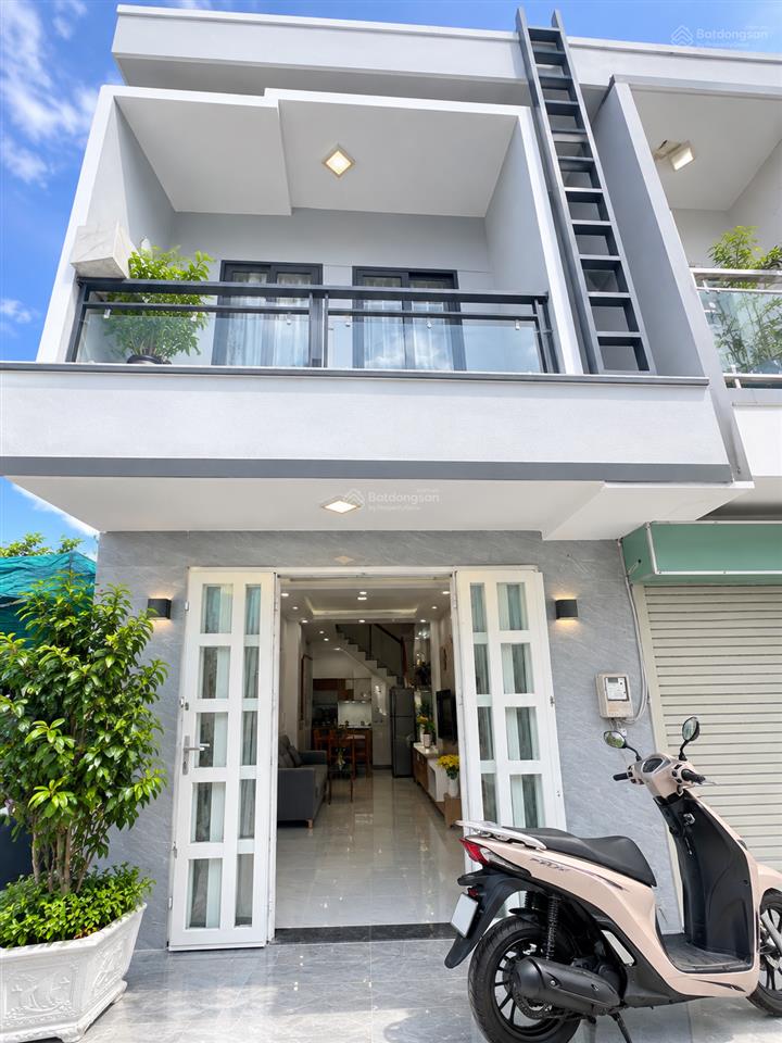 Nhà đẹp 2 tầng, sổ hồng chính chủ, hxh6m, gần làng đại học, lê văn lương  chỉ 1 tỷ