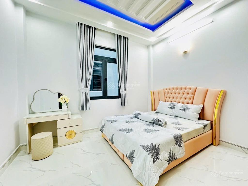 Nhà 4 tầng đường huỳnh tấn phát, ngay cầu phú xuân, gần phú mỹ hưng