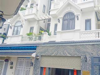 Chủ ngộp bank bán nhà 4 tầng shr, hxh 6m, gần làng đại học và phú mỹ hưng, phước kiển