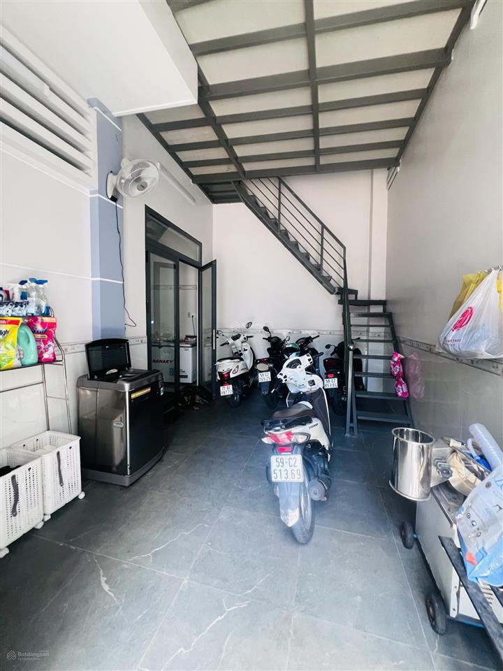 Biệt thự vườn 2 tầng 17x25m ngay trung tâm quận 7  liền kề phú mỹ hưng