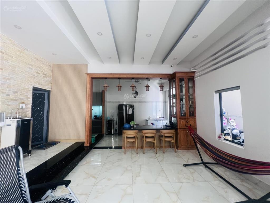 Biệt thự vườn 2 tầng 17x25m ngay trung tâm quận 7  liền kề phú mỹ hưng