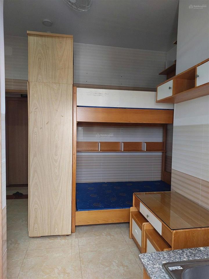 Nhà trọ, căn hộ dịch vụ ngay cạnh spkt và đại học ngân hàng