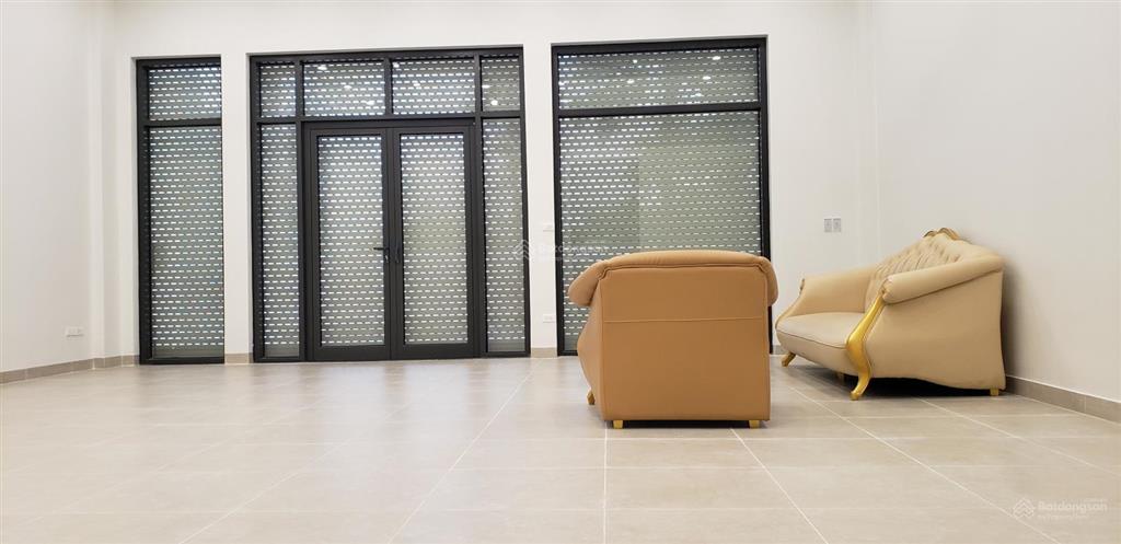 Cho thuê shophouse dãy k3tt2 starlake (đã hoàn thiện o919293989)
