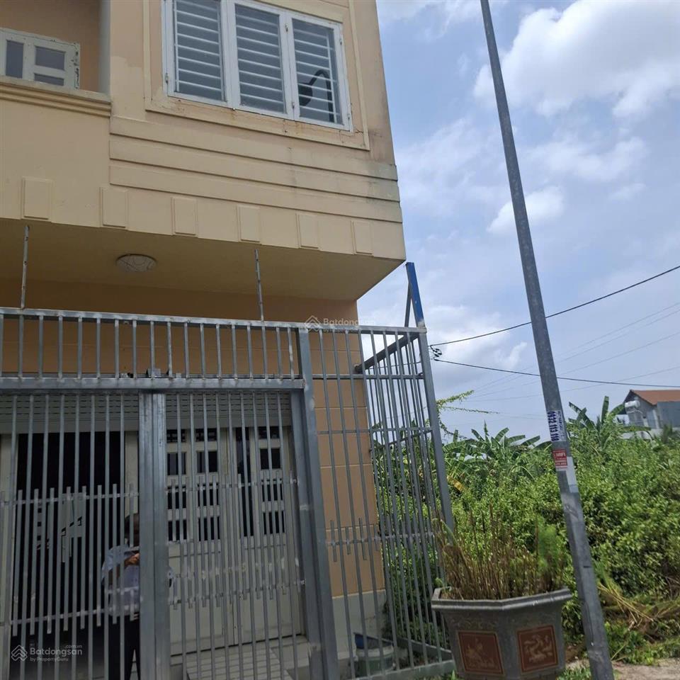 Bán nhà 1 trệt 2 lầu kdc long hòa b  sát aeon mỹ tho  giá 3,5 tỷ