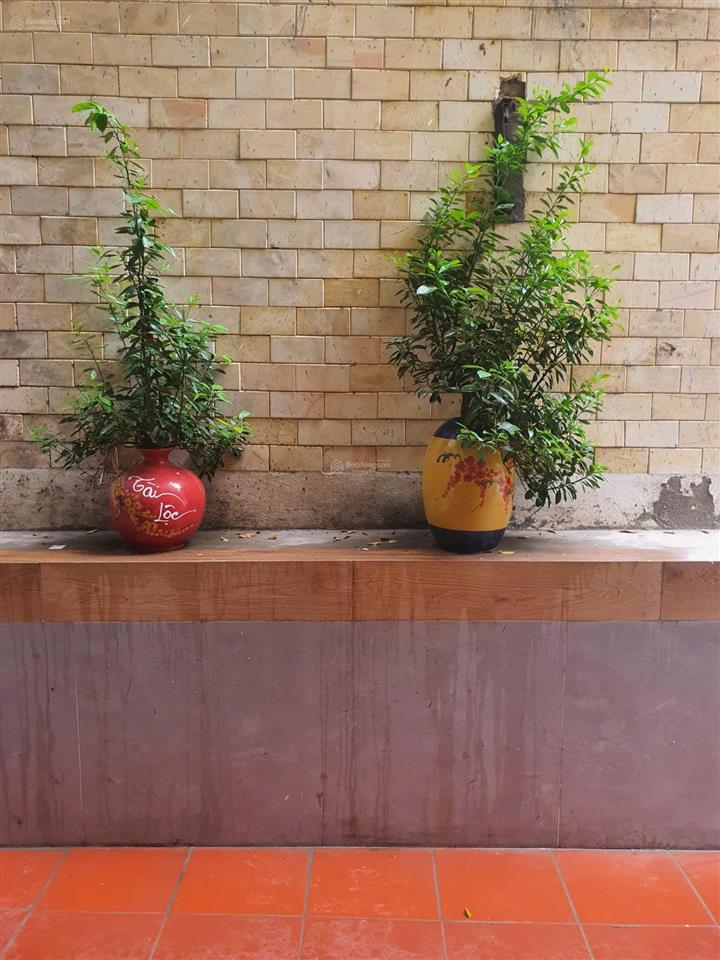 Cho thuê nhà riêng 6pn, 6wc, 32 triệu, 45m2 tại số 8 ngõ 535, lạc long quân, tây hồ, hà nội
