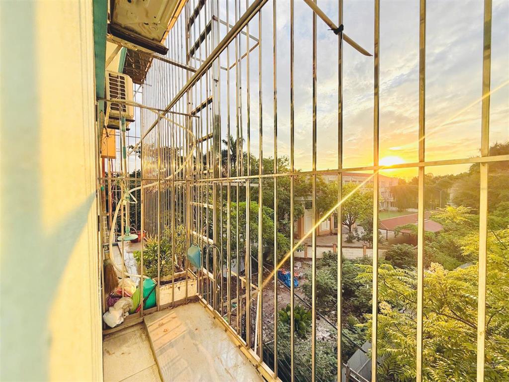 Cho thuê căn hộ 1n1k, tại 24 đại mỗ. cách lê quang đạo kéo dài 100m. cạnh trường học