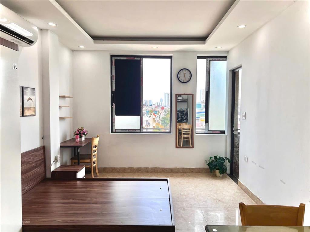 Cho thuê ccmn full đồ ban công thoáng ô tô đỗ cửa gần cmc, ngõ 242 vạn phúc