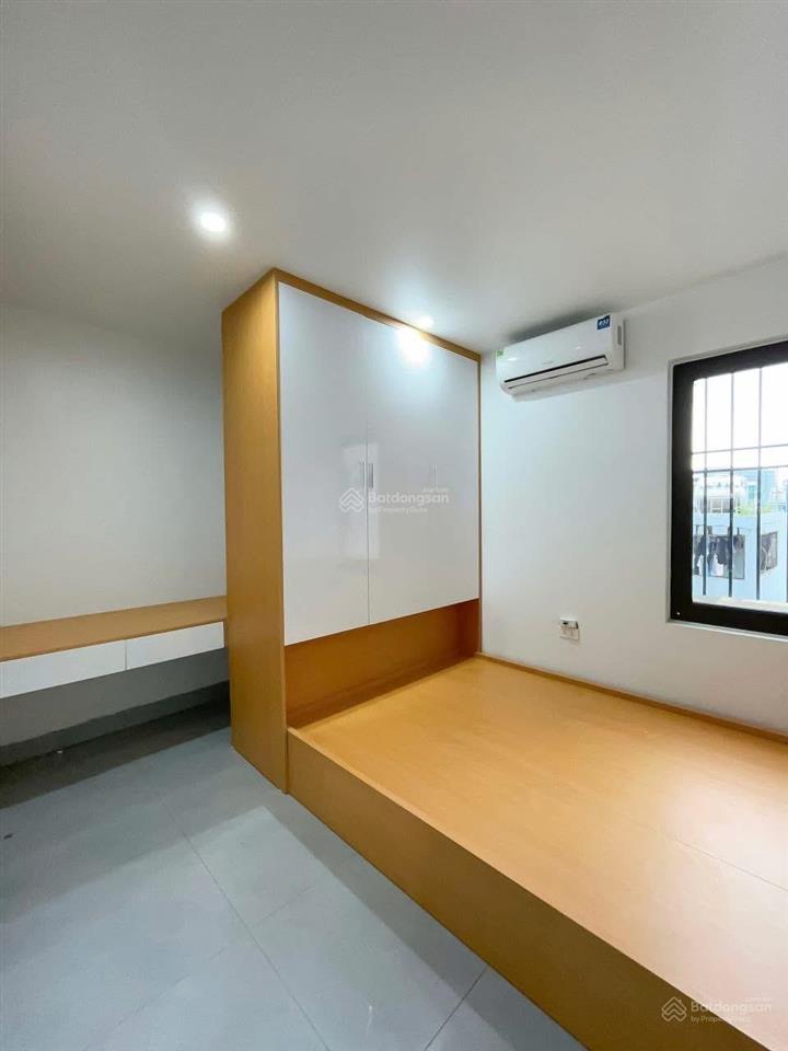 Cho thuê chdv full đồ 02 ngủ 01 khách 03 điều hoà, gần ngay trần duy hưng  trung tâm mễ trì
