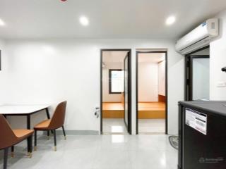 Cho thuê chdv full đồ 02 ngủ 01 khách 03 điều hoà, gần ngay trần duy hưng  trung tâm mễ trì