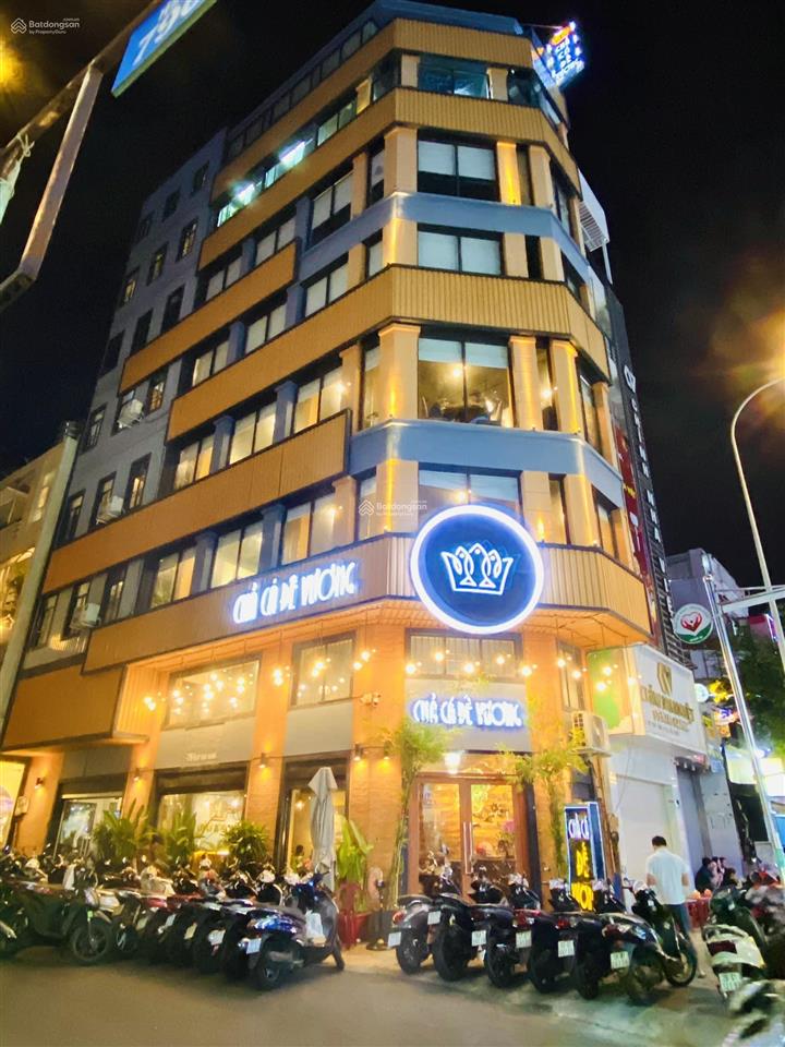 Cho thuê nhà mặt phố đào tấn, ba đình với diện tích 150m2/sàn, lô góc rộng 25m, giá chỉ 1xx triệu