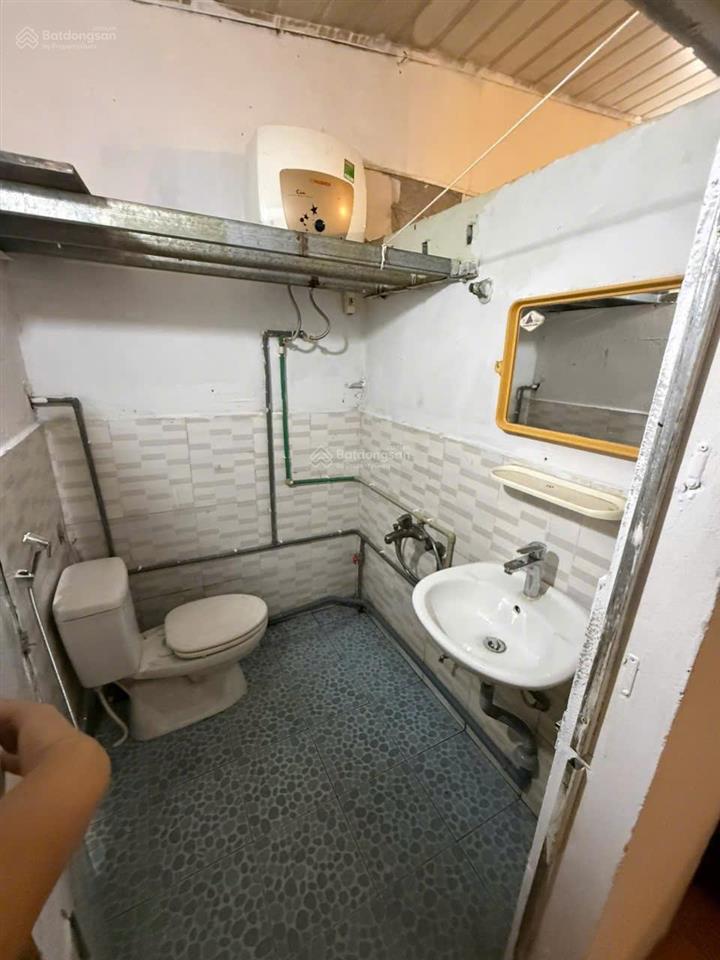 Cho thuê nhà 55m2 việt hưng, long biên, ngõ ô tô, ở kết hợp kd, chỉ 4,5tr