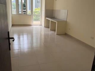 Cho thuê căn hộ cc nguyên bản 65m² 2pn chỉ 5.9 triệu/tháng, thang máy. gần nguyễn văn cừ