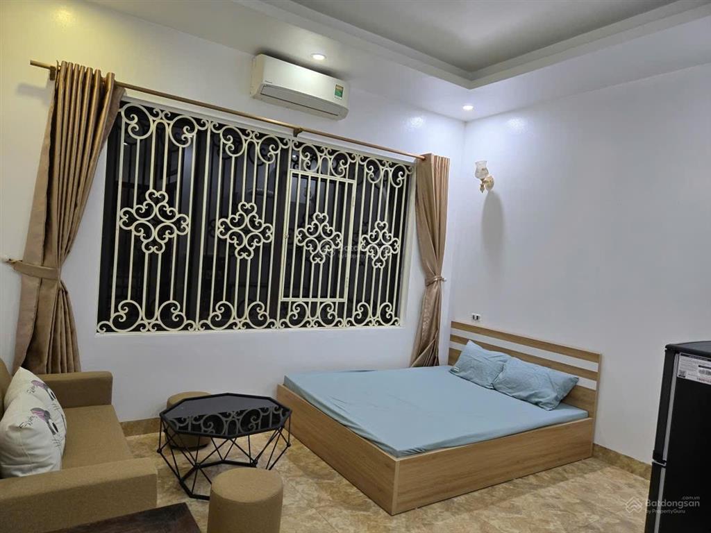 Cho thuê căn studio phố hoa lâm full nội thất chỉ xách vali vào ở, giá 4tr/tháng