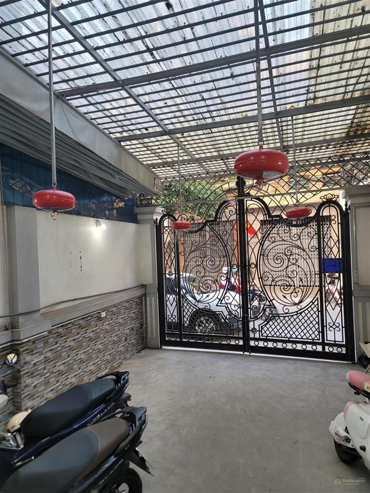 Cho thuê căn studio phố hoa lâm full nội thất chỉ xách vali vào ở, giá 4tr/tháng