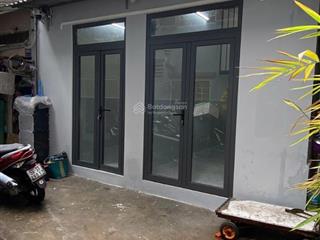 Nhà nhỏ đẹp xinh  cmt8, q. 3  29m2  2tầng  cách sân bay tsn 3km  giá 3.7 tỷ tl