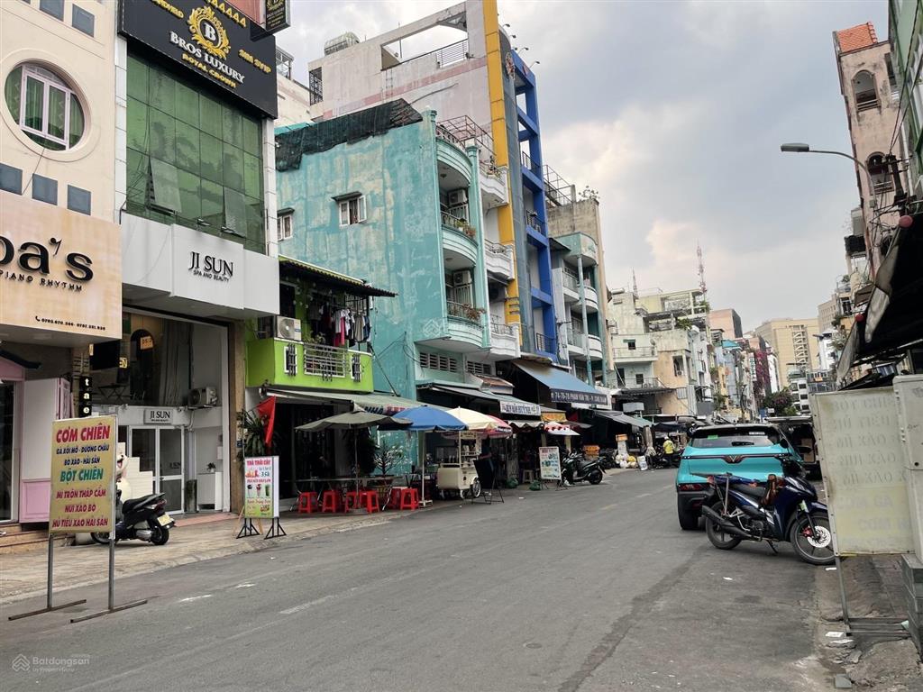 Nhà hẻm 3m  phan văn trị. q5  3 tầng  công năng đủ  giá 5.3 tỷ