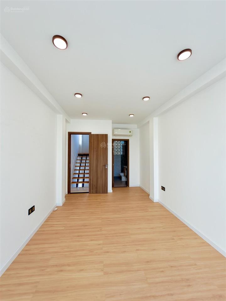 Bán nhà lê hồng phong. q.5 30m2 4tầng giá 6.5tỷ